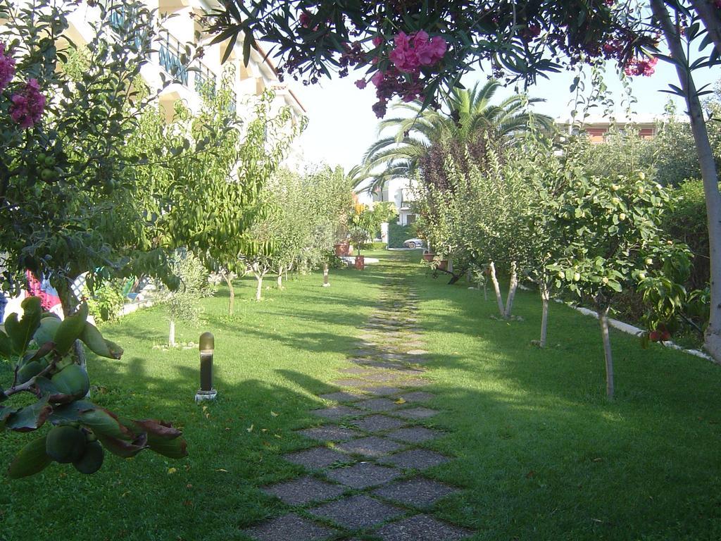 Paradise Hotel Samos Town Luaran gambar
